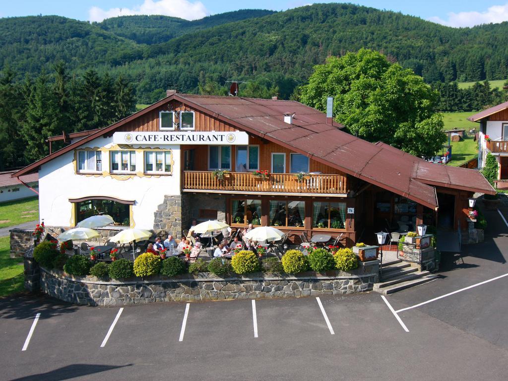 Waldhotel Dornroeschenshoeh Hemfurth-Edersee Buitenkant foto